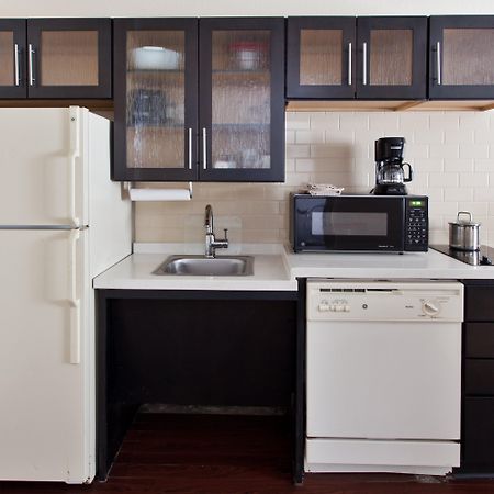 Sonesta Simply Suites Huntsville Research Park Екстериор снимка