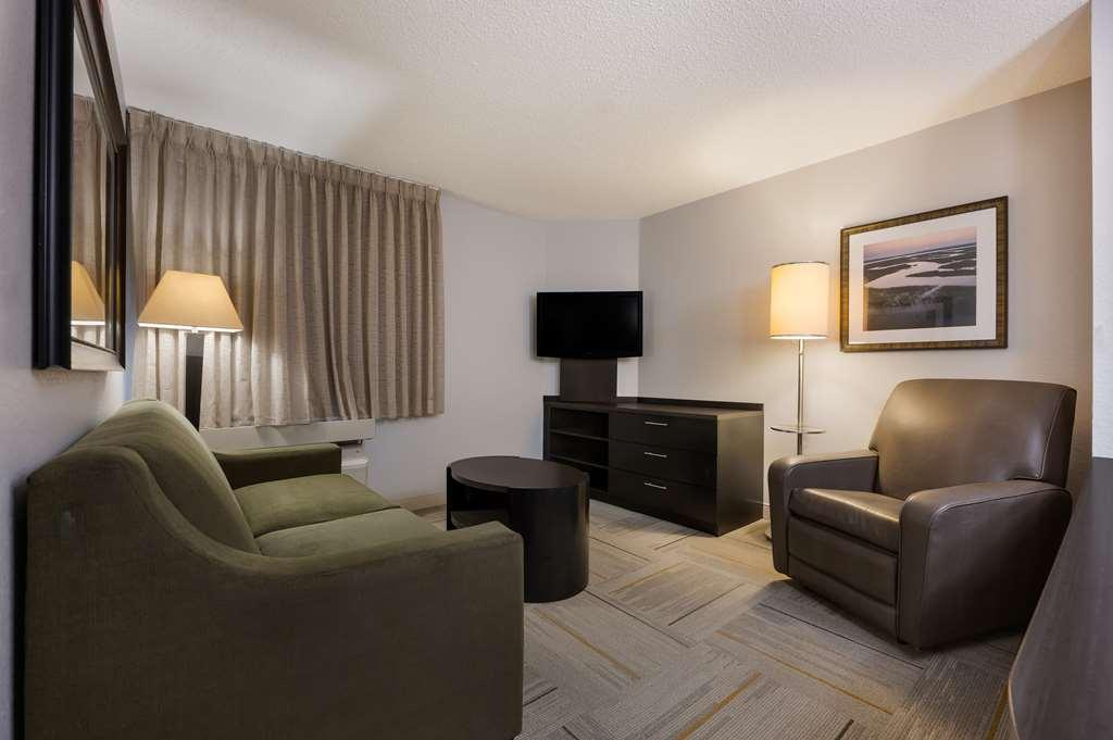 Sonesta Simply Suites Huntsville Research Park Стая снимка