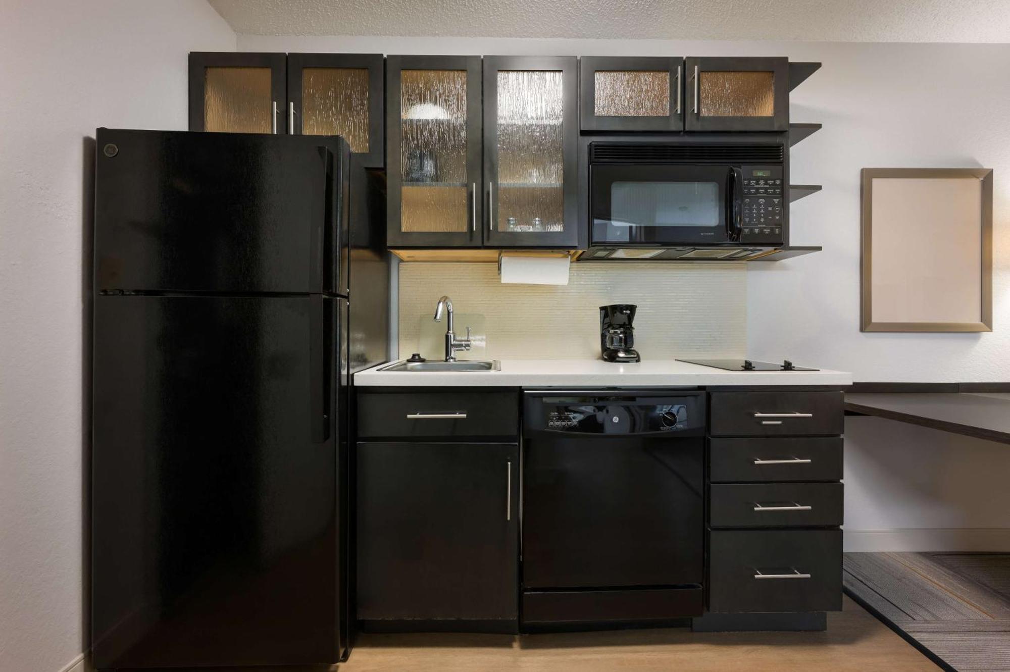 Sonesta Simply Suites Huntsville Research Park Екстериор снимка