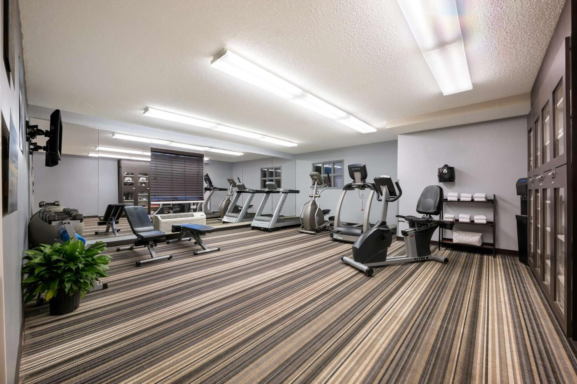 Sonesta Simply Suites Huntsville Research Park Екстериор снимка